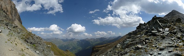 Blick von der Fuorcla Richtung Valsertal