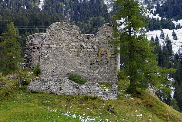 Ruine Splügen