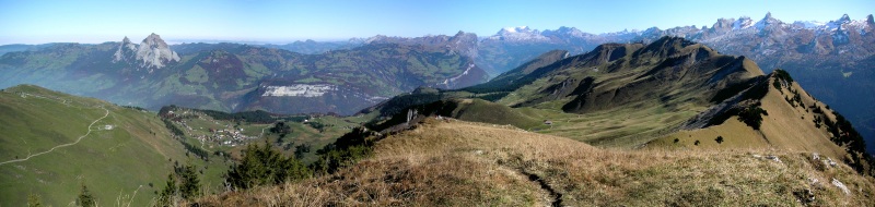 Blick vom Huserstock zum Chlingenstock