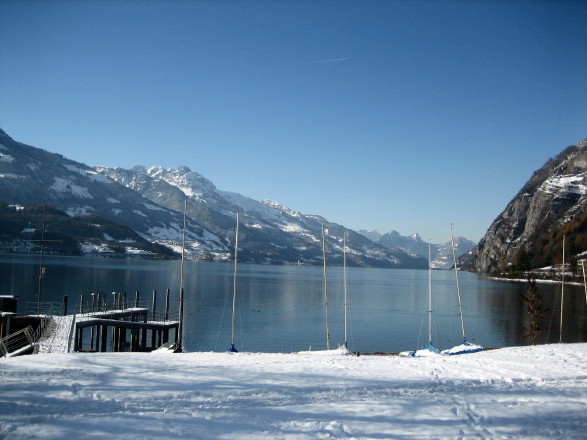 Walensee02-von  Walenstadt aus