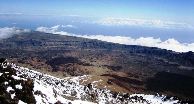 Teneriffa17,Blick runter in die Canadas de Teide