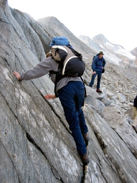 Vom Gletscher geschliffene Felswand