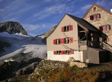 Sonnenaufgang bei der Rotondohütte